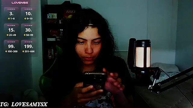 Lovelyamyy live XXX chat