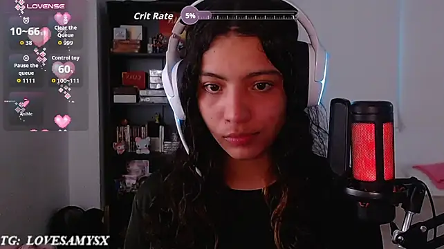 Lovelyamyy – webcam-show