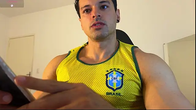 Lucasfit24's Webcam Show