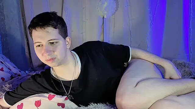 Timothy_Fox Show in webcam