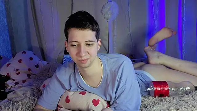 Timothy_Fox Show in webcam
