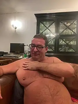 Pokazy przed kamerką – MountJohnXL
