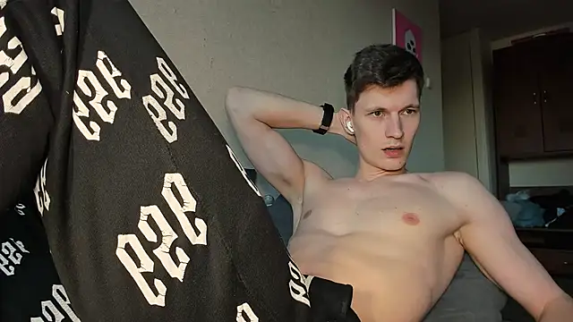 Kevin_Hornyyy Show Webcam