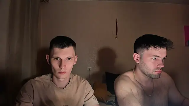 Kevin_Hornyyyn Webbikameraesitys