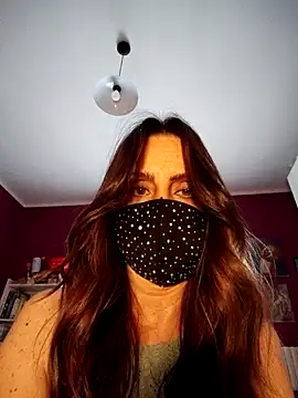 Akemi_rossi – live chatrum