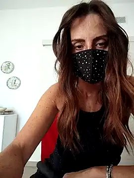 Akemi_rossi's Live XXX Chat