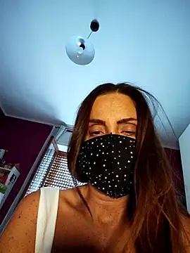 Akemi_rossi's Live XXX Chat