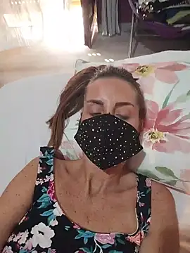 دردشة Akemi_rossi الجنسية المباشرة
