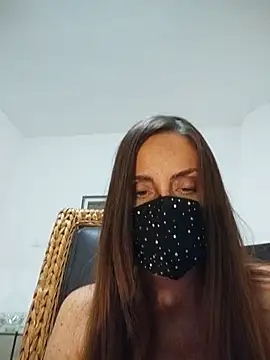 Akemi_rossi Webcam show