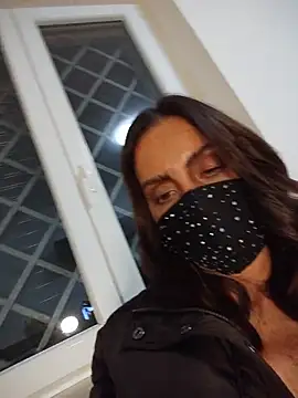 Akemi_rossi Chat XXX in diretta