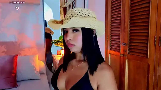 Chat XXX en directo de CharlotteGraay