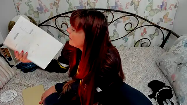 Chatroom XXX en direct de NightWish_Lorena
