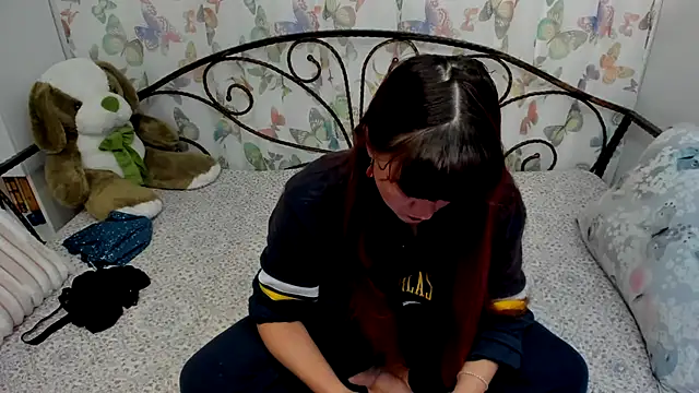 แชท XXX สดของ NightWish_Lorena
