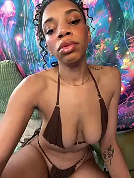 Show modela kashhypnotica na web-kameri