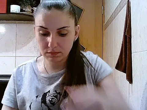 Lacmi30 – Naživo XXX chat