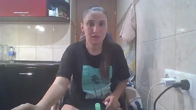Chat XXX ao vivo de Lacmi30