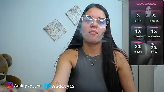 دردشة Anddyy__ الجنسية المباشرة