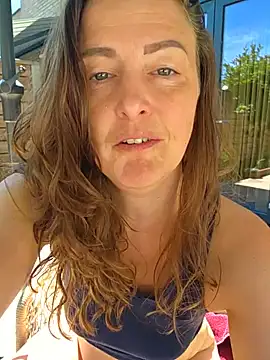 cumtomama webcam show