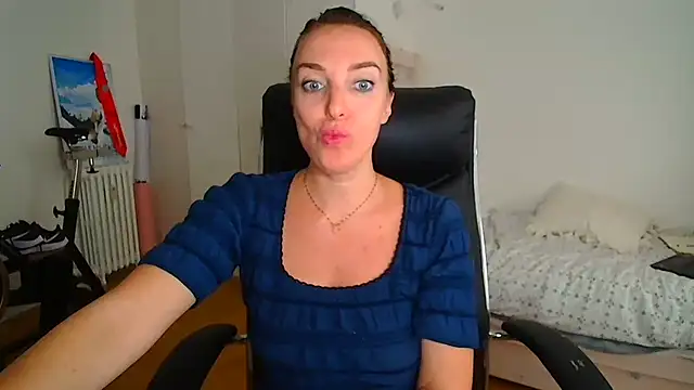 blue-eyez Live XXX-Chat