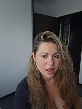 VixenVibesX webkamerás műsora
