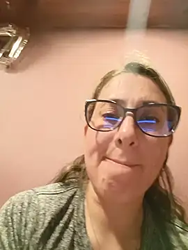 Chat +18 de VIANKA_0917 ao vivo