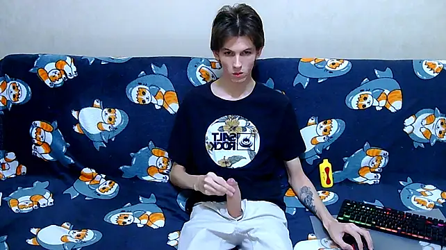 Lester_Broo Webcam Show