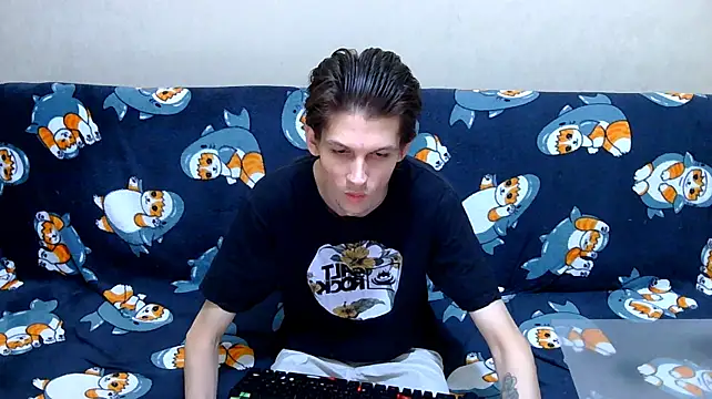 عرض كام Lester_Broo