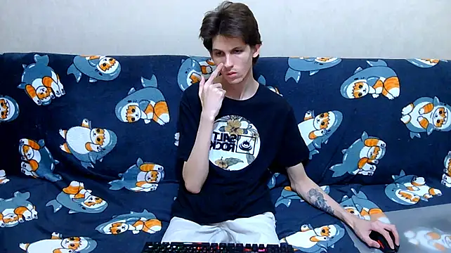 Lester_Broo Webcam Show