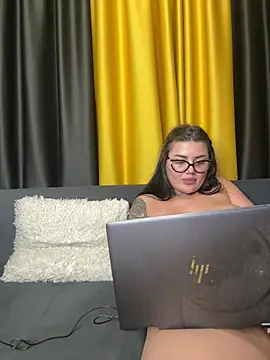 ShadowSweety Adlı Modelin Web Kamerası Şovu