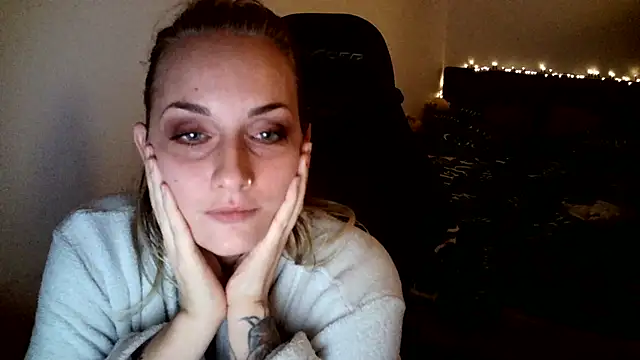 GirlScoutCookie's Webcam Show