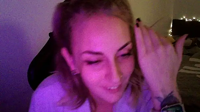 GirlScoutCookie Show in webcam