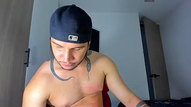 austinoficial webkamerás műsora