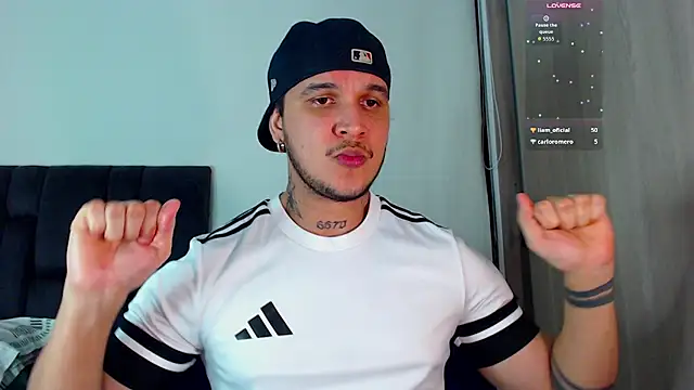 Pokazy przed kamerką – austinoficial