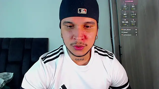 הופעת וובקאם של austinoficial