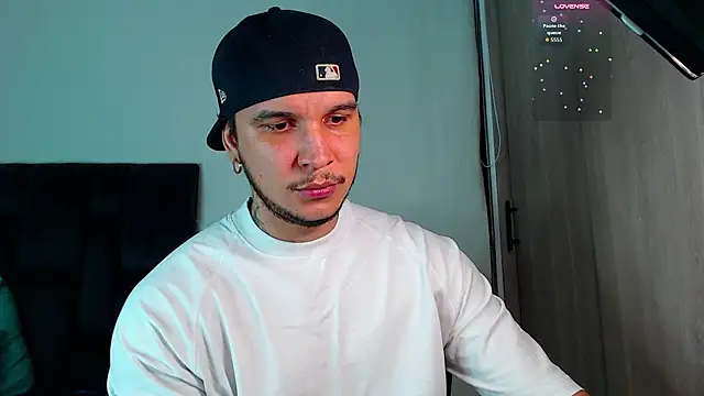 Pertunjukan Kamera Web austinoficial