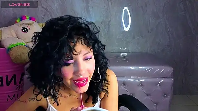 zoe_ch_'s Live XXX Chat