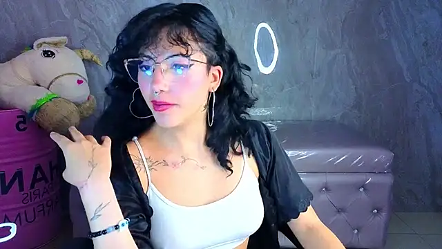 zoe_ch_ élő XXX-chatje