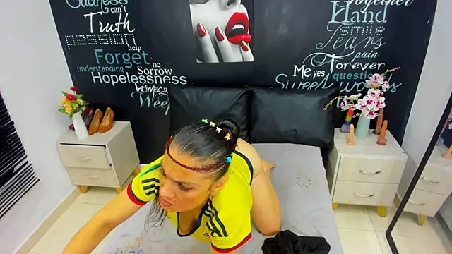 HornyRouse_'s Live XXX Chat
