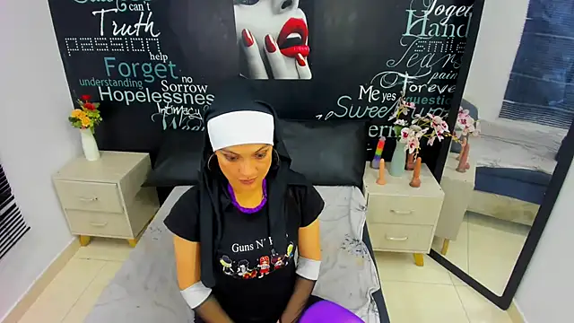 Czat XXX na żywo – HornyRouse_
