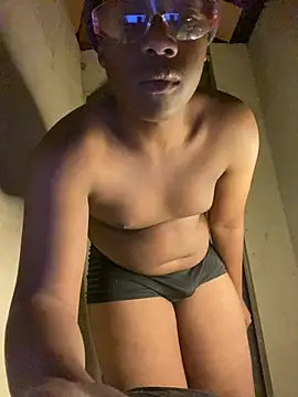 him_slutt webcam show