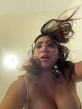 MartinaSooler Adlı Modelin Web Kamerası Şovu