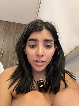 MartinaSooler Chat XXX in diretta
