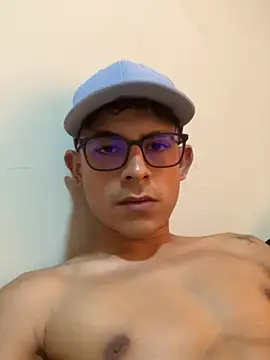 Heisen_ofcc's Webcam Show