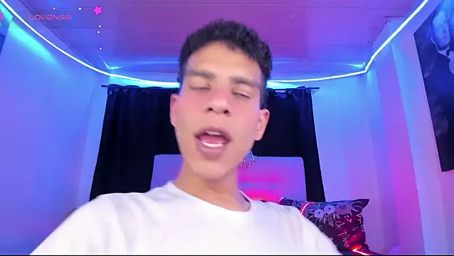 Ethan_Boyy: вебкам-шоу