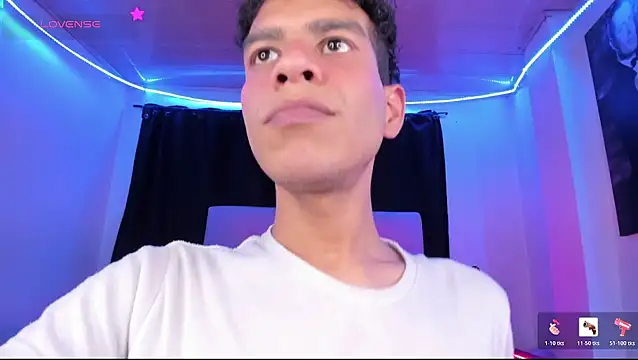 Ethan_Boyy's Webcam Show