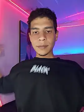 Ethan_Boyy Adlı Modelin Web Kamerası Şovu