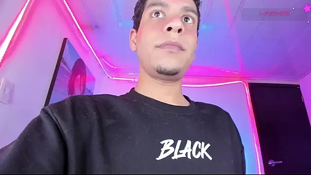 Ethan_Boyy Webcam Show