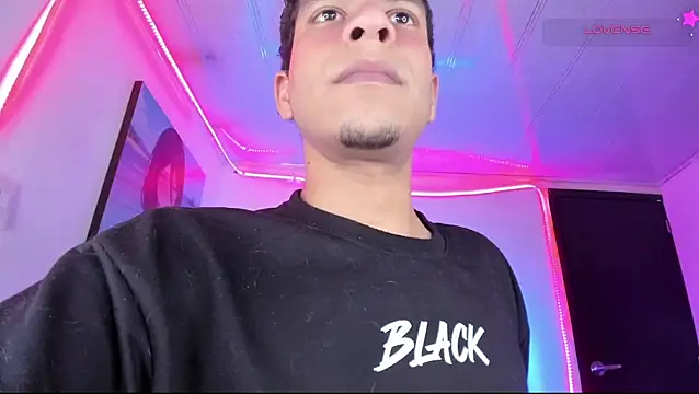 عرض كام Ethan_Boyy