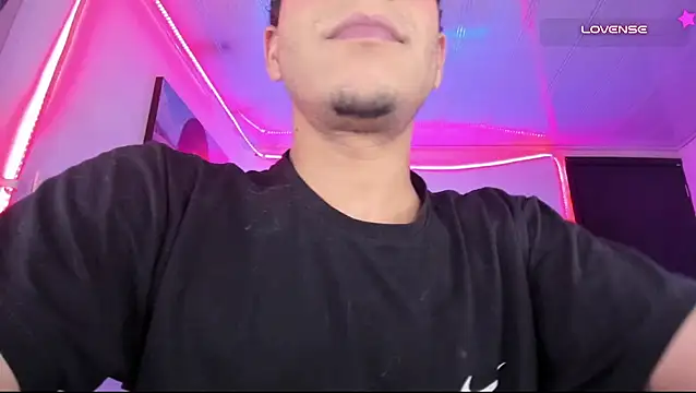 عرض كام Ethan_Boyy