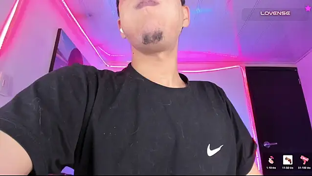 Ethan_Boyy 网络视讯表演